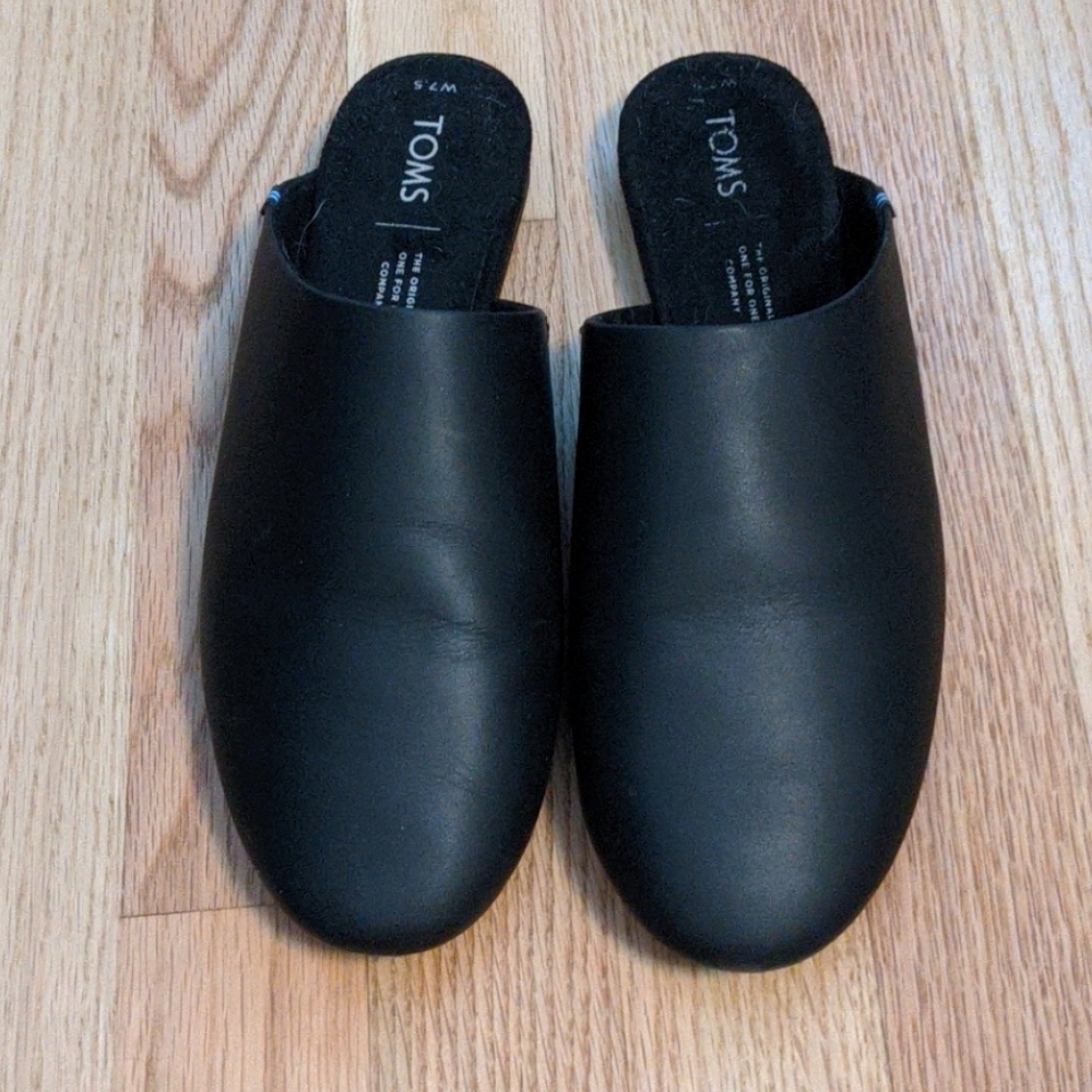TOMS Jutti Flats -Black Leather Mules